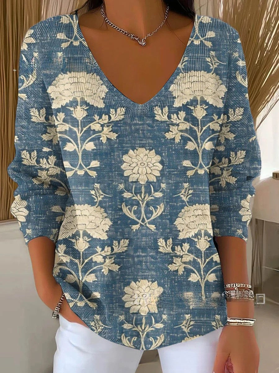 Lois & Tom's - Knit Sweater with V-Neck