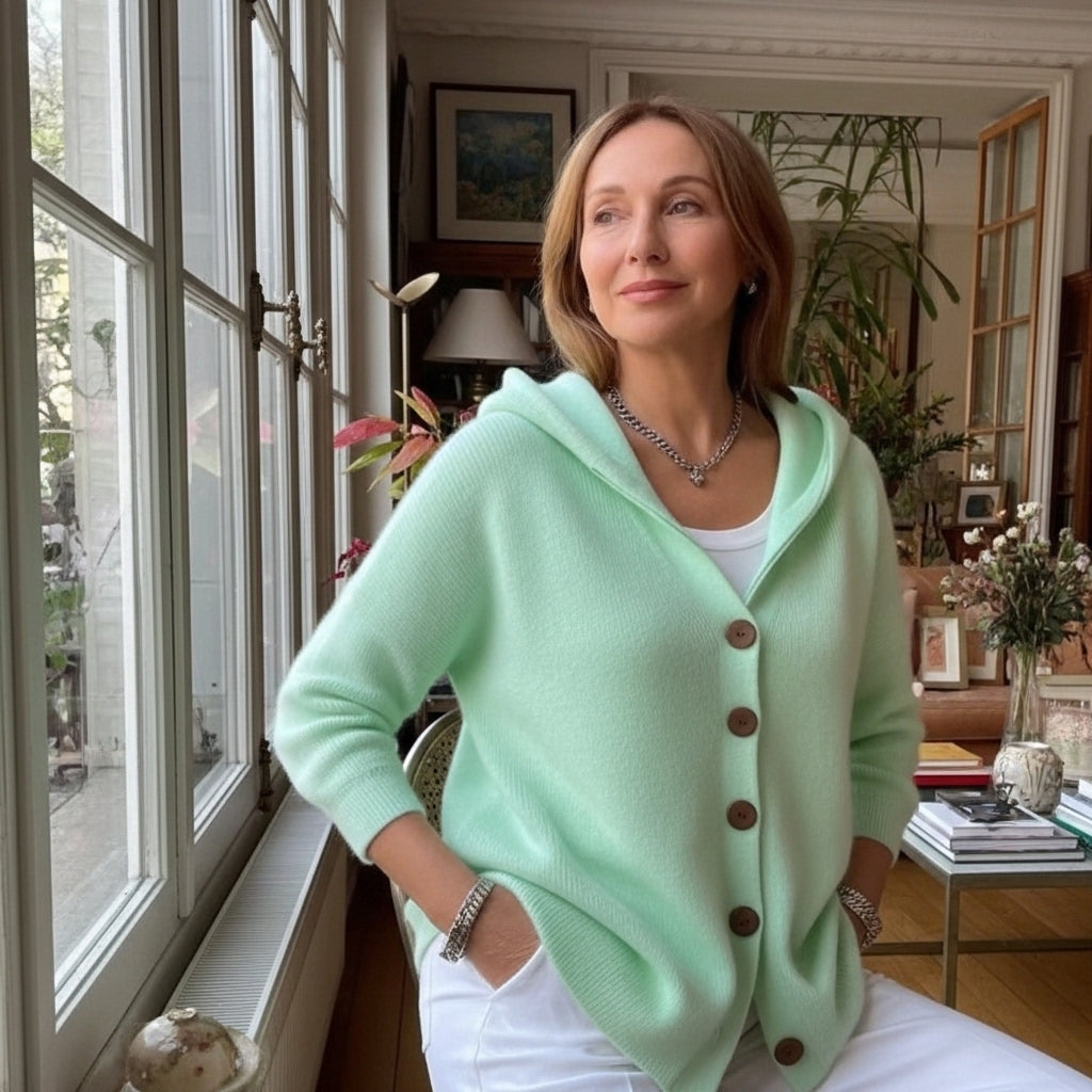 Dana - Knitted Cardigan with Buttons